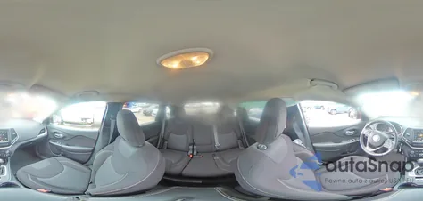 2016 Jeep Cherokee Latitude z USA, uszkodzony, nr VIN 1C4PJMCS5GW261891